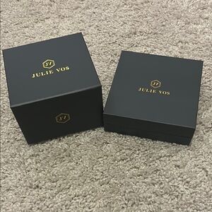 Julie Vos Black and Gold Box Set